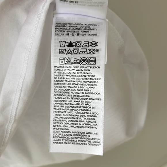 Levi’s‎ The Perfect Womens Tee Logo White Cotton Sz 1X NWT - Picture 4 of 4